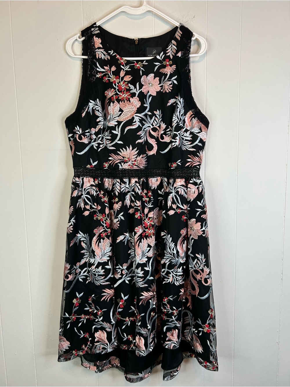 Adrianna Papell Women’s Size 14 Black Floral Embroidered Midi Dress 342